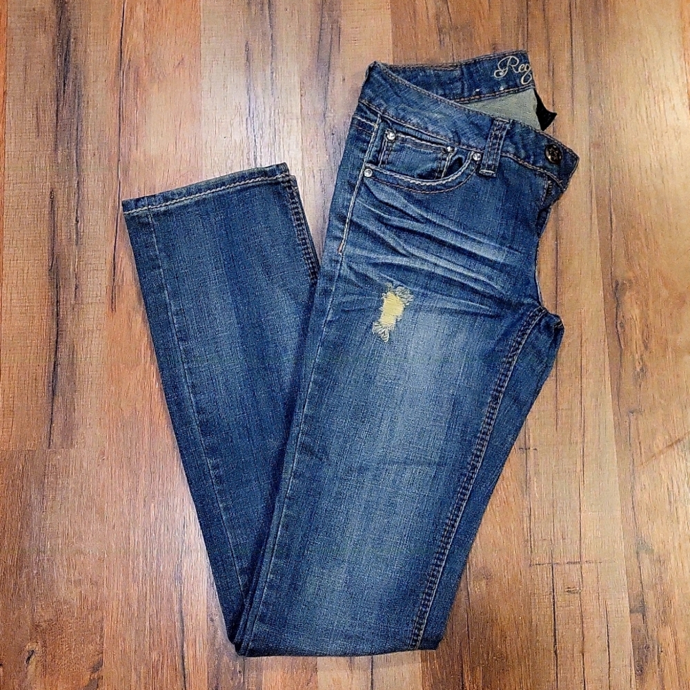Request Jeans